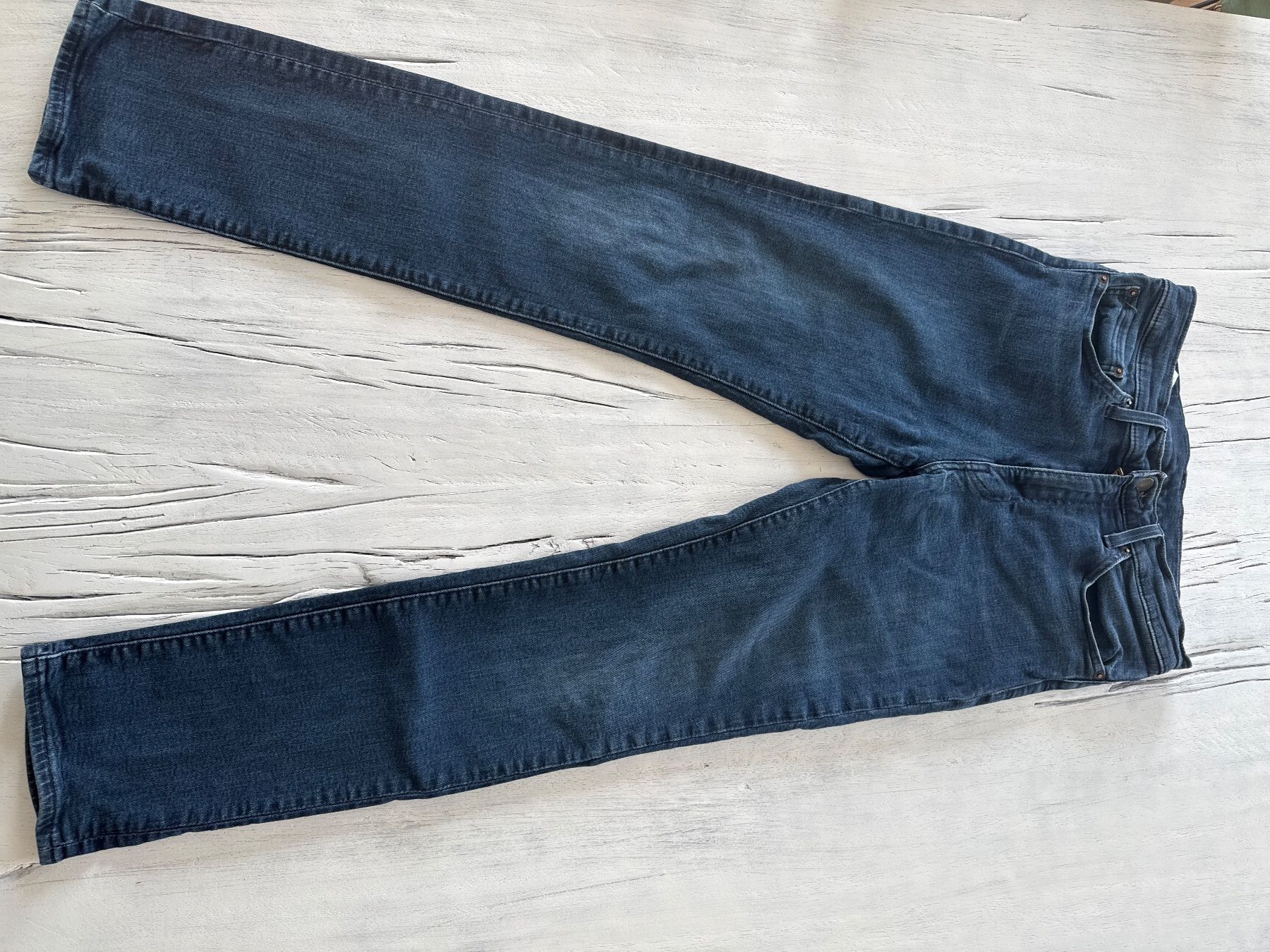 Levi's Jeans: Jeans Levi Strauss neuwertig – Gebraucht aus Gebenstorf von gan_76jl