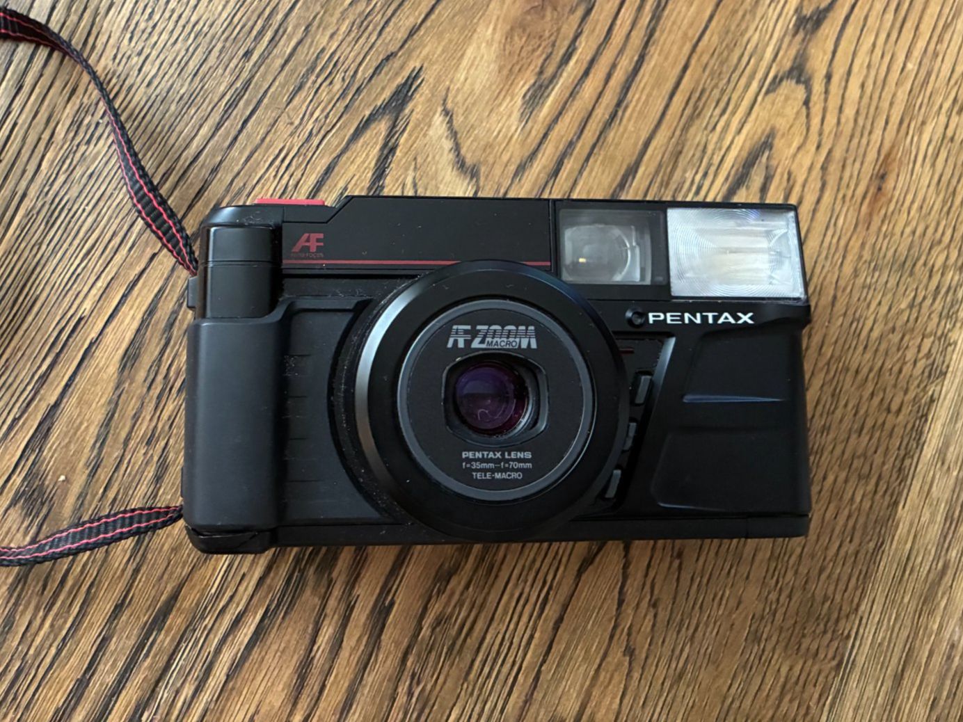 Pentax Kamera: Pentax 70-Zoom – Gebraucht aus Bern von AliPan