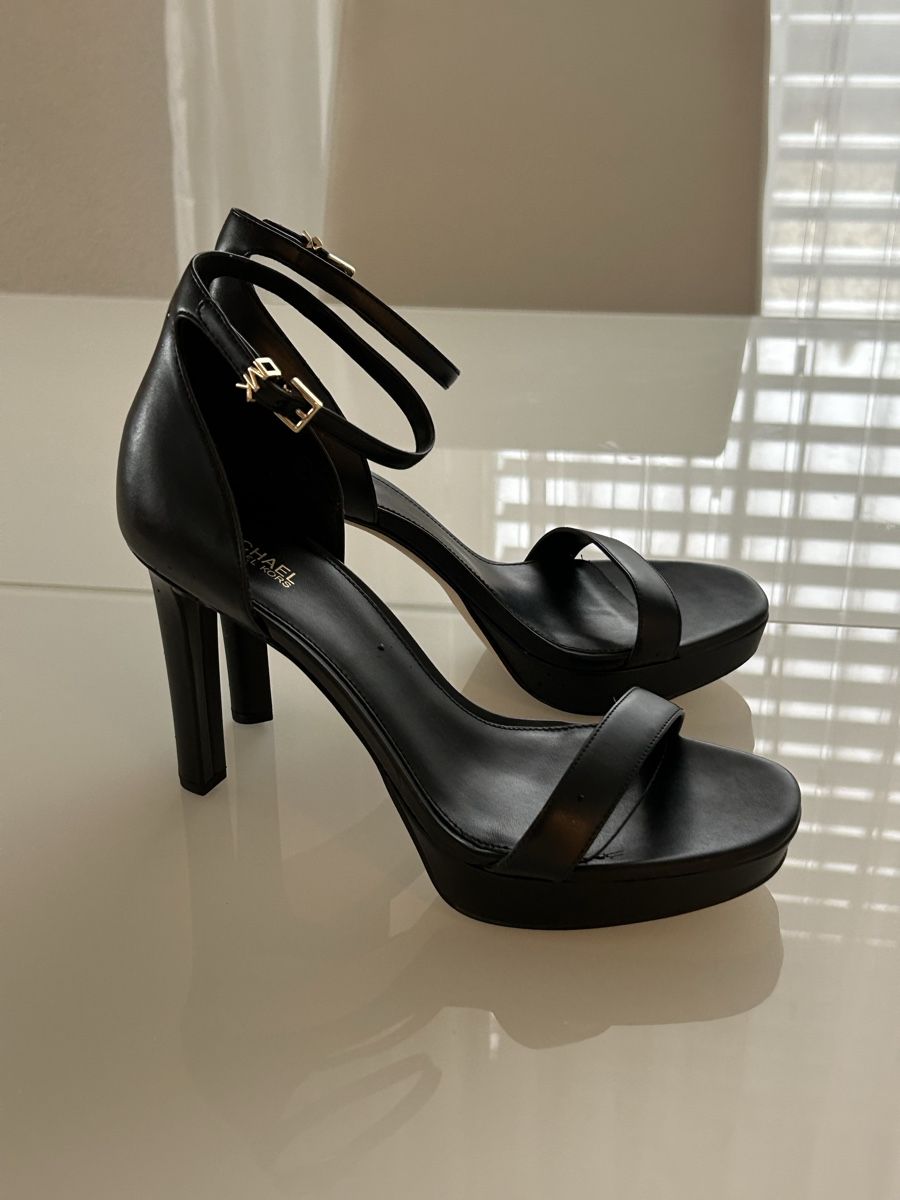 Michael Kors Scarpe da donna: Michael Kors shoes - new! – Nuovo (secondo la descrizione) da Schindellegi venduto da nan_727n