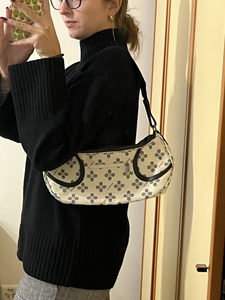 Borse da donna: Vintage RedWall shoulder bag – Usato da Vezia venduto da chi_byp8 4