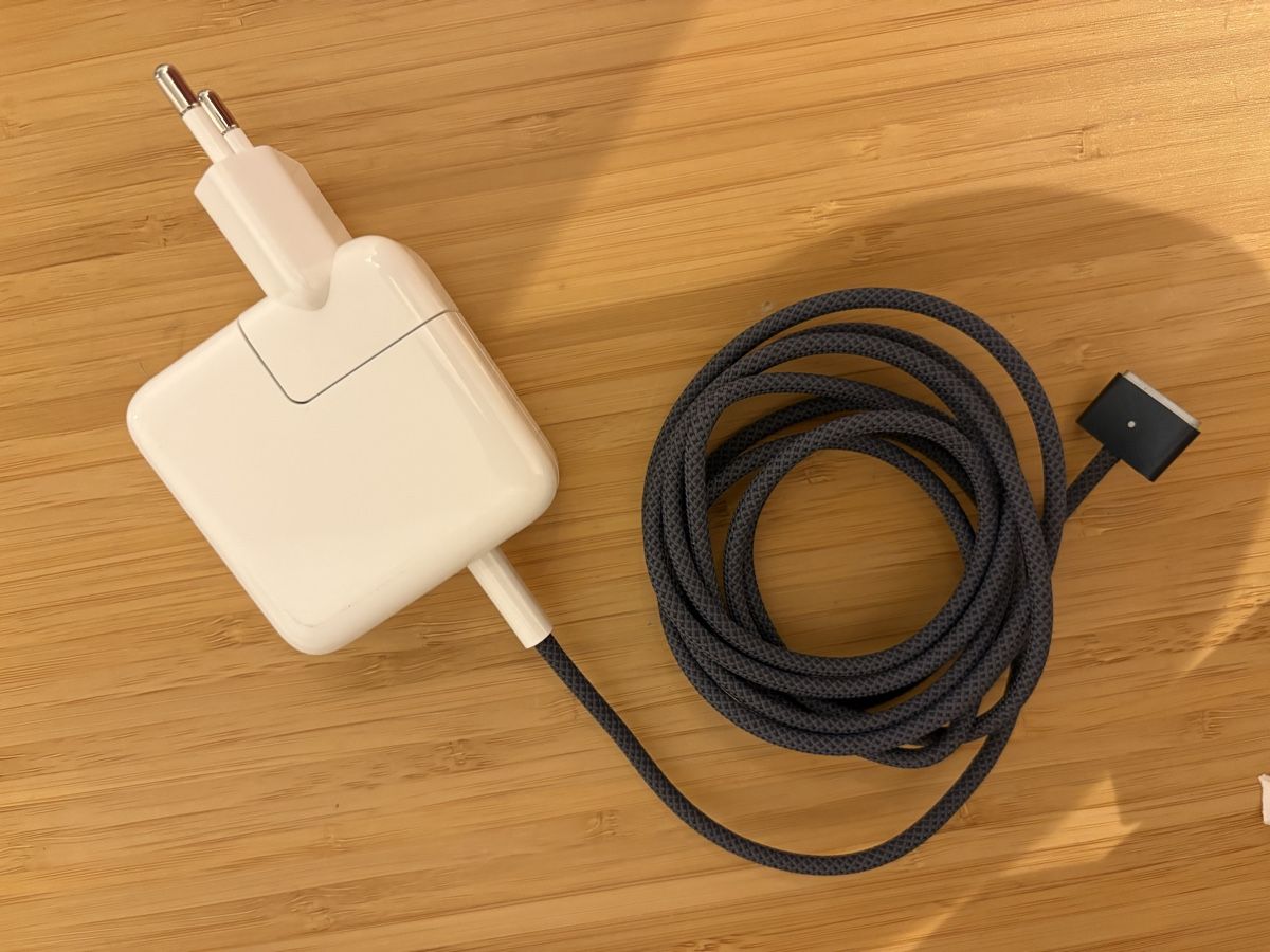 Apple Notebook: MacBook Air 2022 – Usato da Dübendorf venduto da ann_f7mq 4