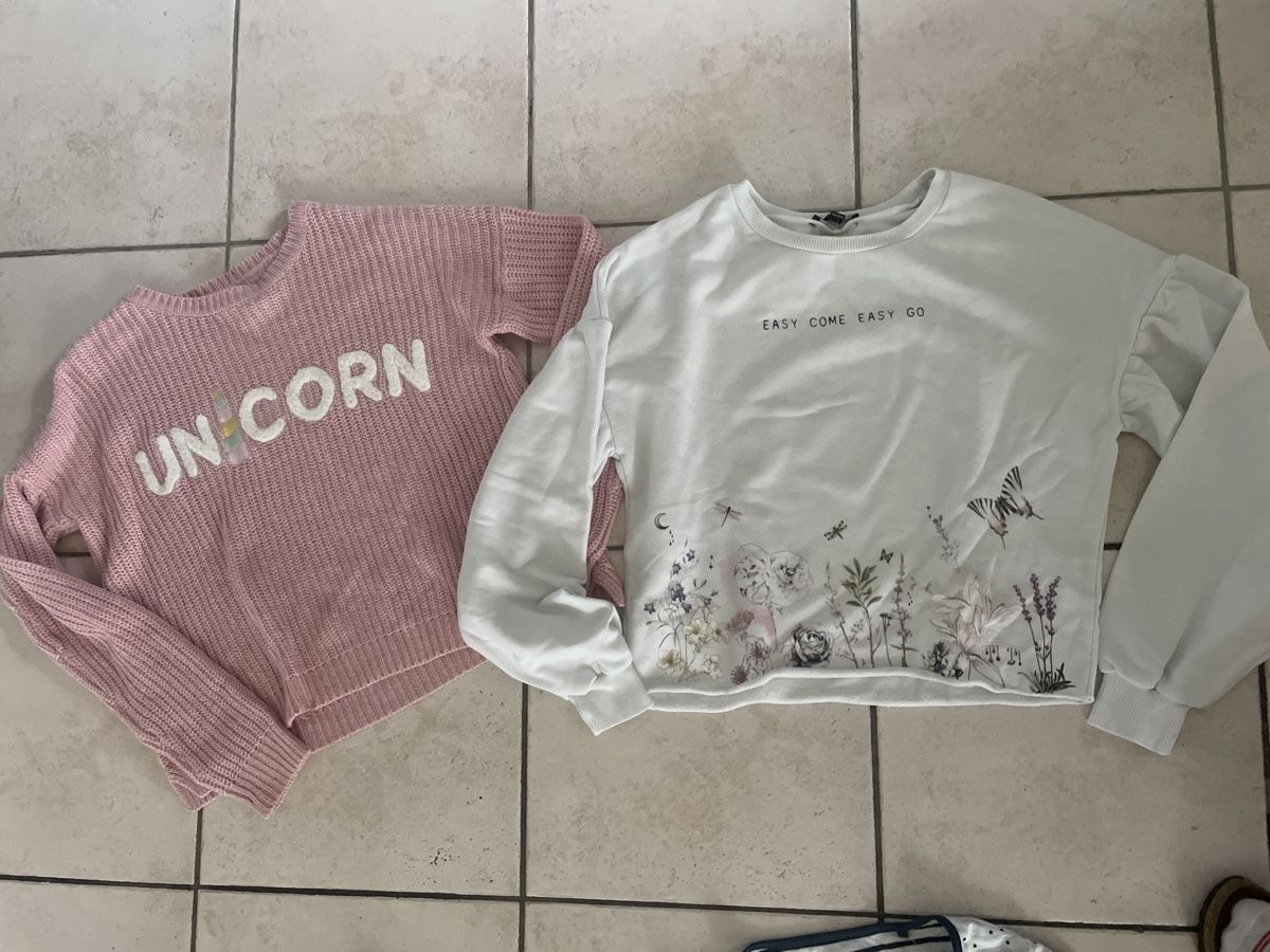 Maglioni & Felpe: 2 süsse Strickpullover unicorn/Sweatshirt Gr.S – Usato da Obergerlafingen venduto da cabo4