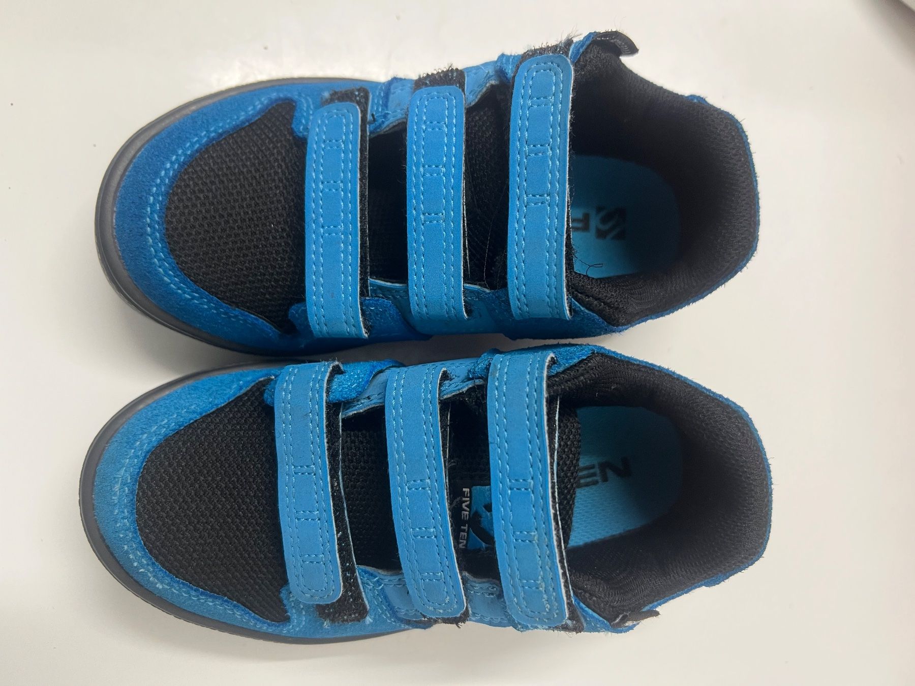 Adidas Scarpe per ragazzi: Basket 5/10 enfants – Usato da Mézières VD venduto da pourkwapa7 2