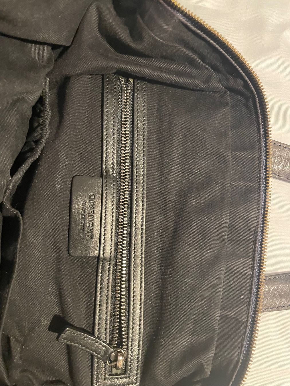 Givenchy Borse da donna: Givenchy Nightingale Medium Navy (Used Look) – Usato da Bern venduto da Rigoler 2