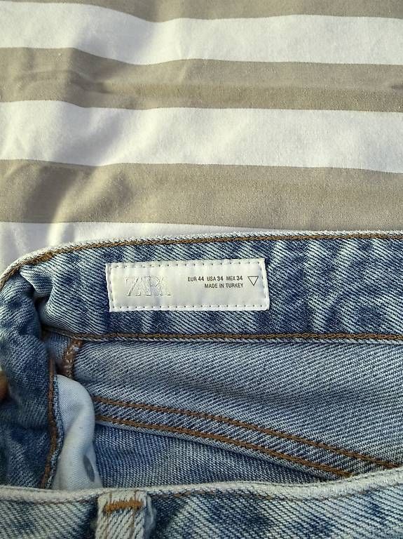 Jeans: Zara Flared Jeans blau Grösse 44 – Usato da Basel venduto da bap_7kpp 2