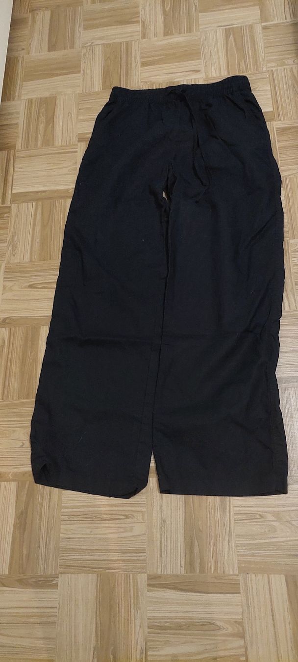 Hosen: leichte Sommerhose – Neu (gemäss Beschreibung) aus Unterbäch VS von Nifadi