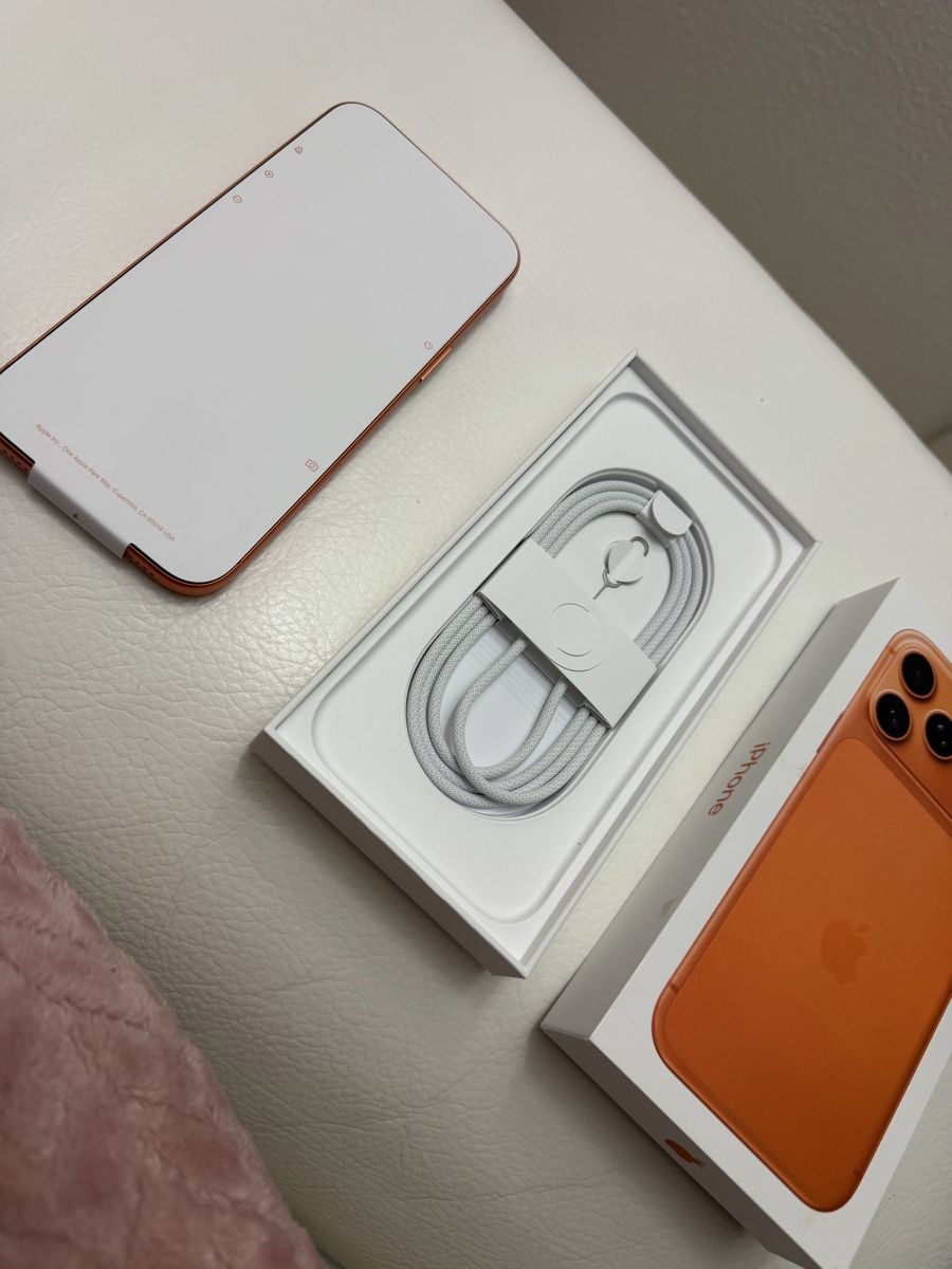 Apple Telefoni cellulari / Smartphones: iPhone 17 Pro Max 256GB  – Nuovo e nell'imballaggio originale da Winterthur venduto da EasyRS 2