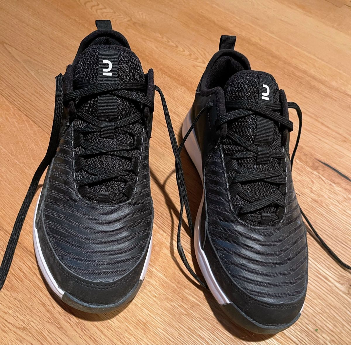 Herrenschuhe: Tennisschuhe – Gebraucht aus Meierskappel von suesle