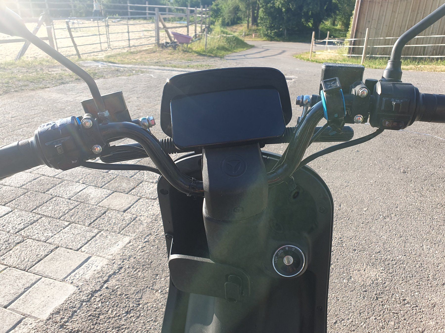 Yadea Scooters: E-Roller Yadea DE3 – Gebraucht aus Bäretswil von jos_qk78 8