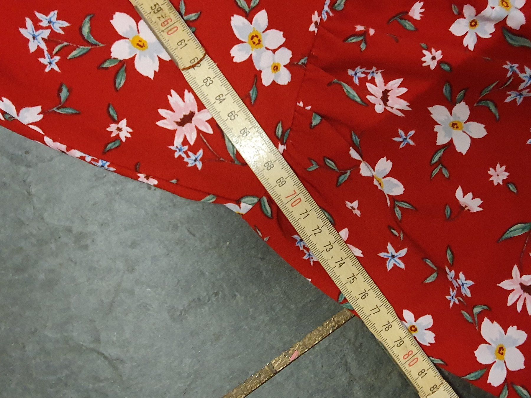 Mango Maglioni & Felpe: Mango Blumenpulli rot grösse M – Usato da Zürich venduto da loosebone 4