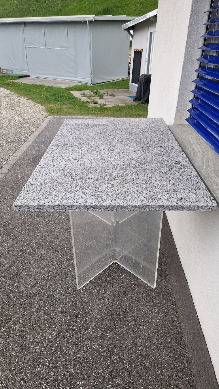 Tavoli: Granittischplatte – Usato da Obersaxen venduto da tristeli 6