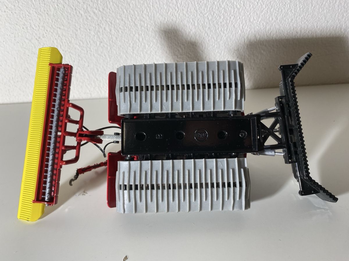 Siku Modellini d'auto: Siku Pistenraupe – Usato da Winterthur venduto da ben_9vxx 4