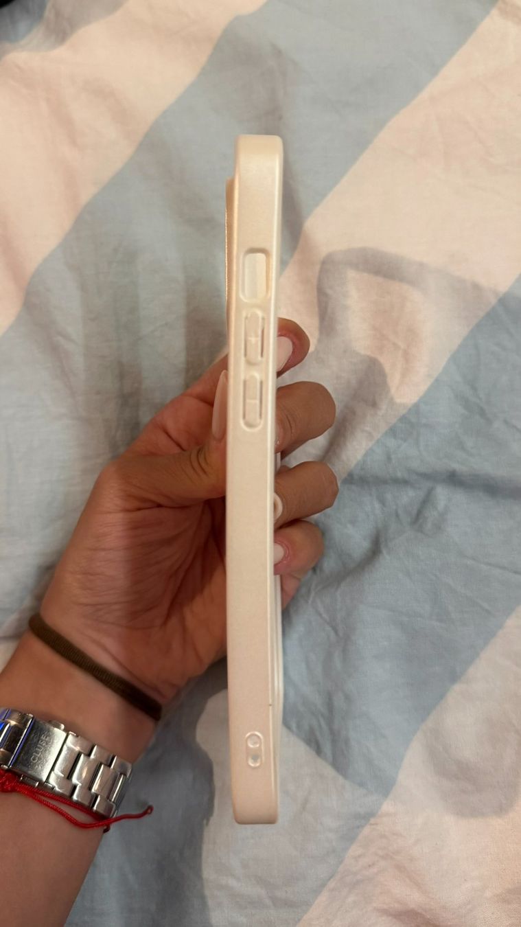 Covers & Schutzfolien: Coque de téléphone (Iphone 14 Pro Max) – Gebraucht aus Randogne von Joel_C 1