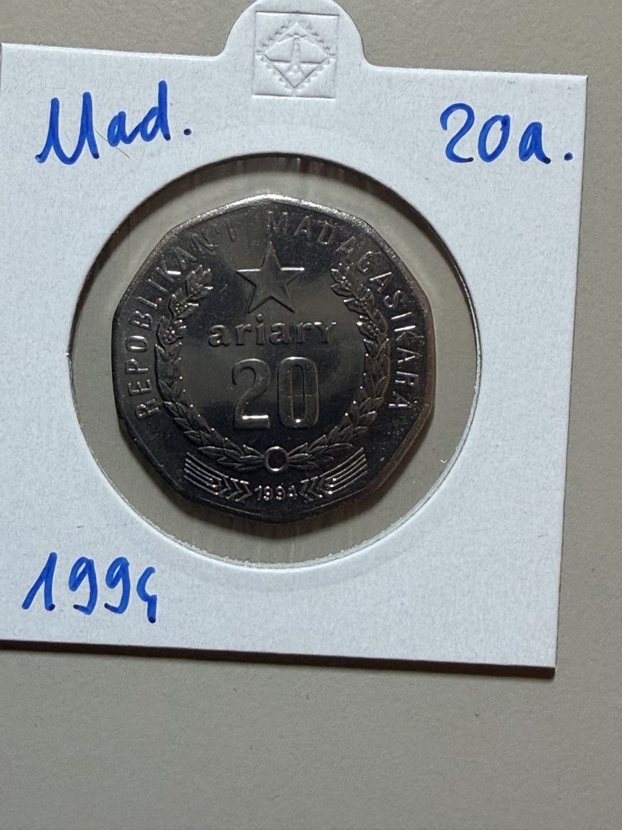 Tutti le monete: Madagascar - 20 ariary - 1994 – Usato da Payerne venduto da Mike1682