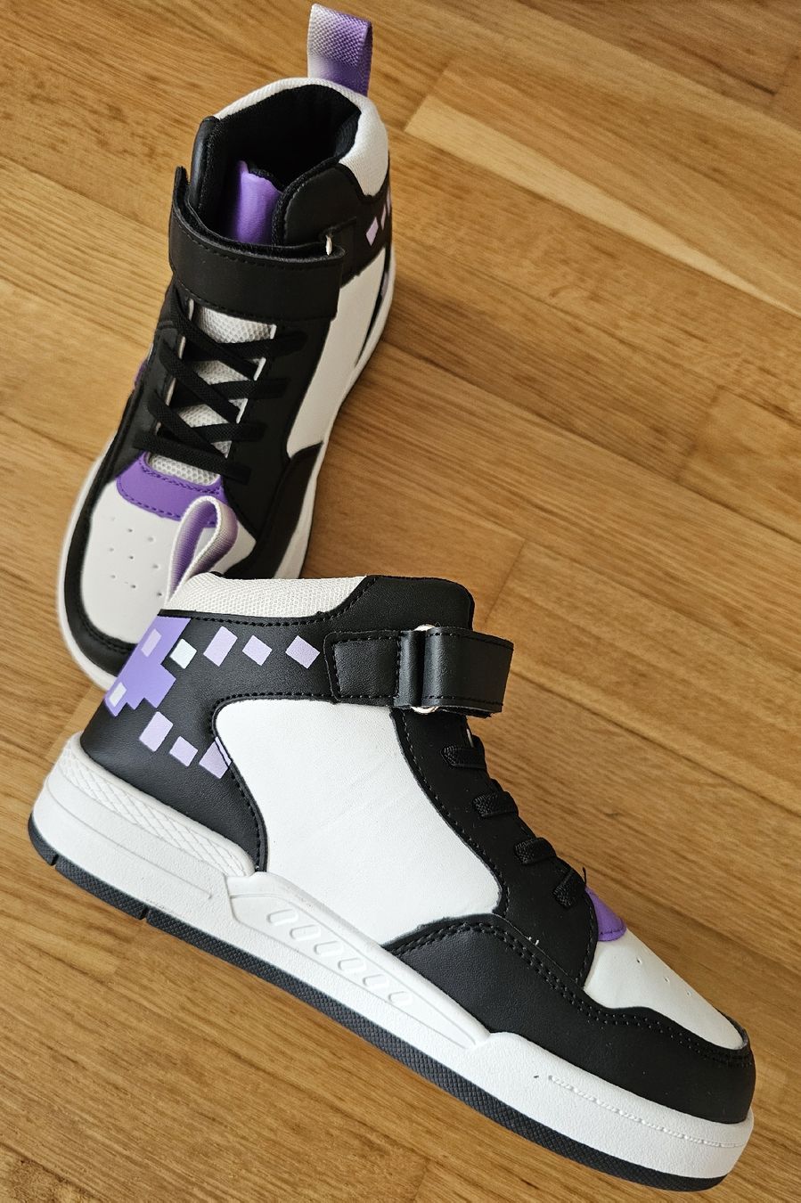 Chaussures filles: High Top Sneakers Gr. 35  FABRIKNEU – Neuf avec emballage d'origine à Bütschwil par Taranabo 2