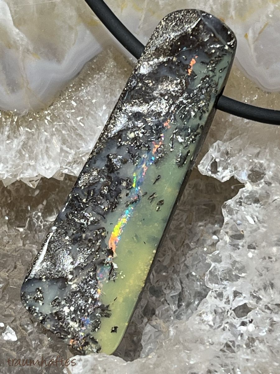 Ciondoli: Boulderopal - Anhänger mit 3 mm Loch - gebohrt – Nuovo e nell'imballaggio originale da Thun venduto da Traumhaftes 1