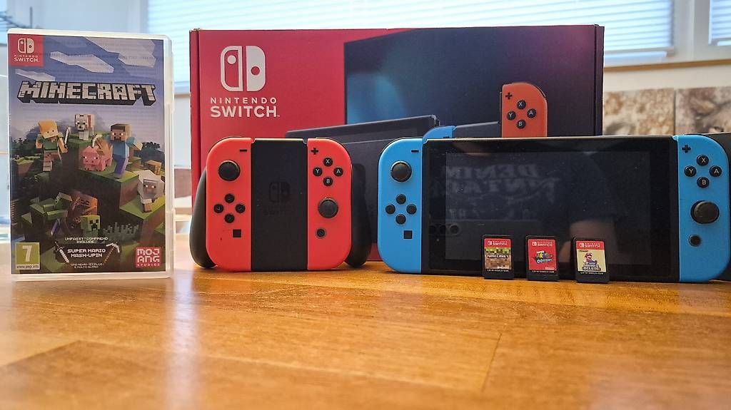 Nintendo Console: Nintendo Switch Konsole mit 4 Spielen – Usato da Büren an der Aare venduto da Eis_am_stiel 2