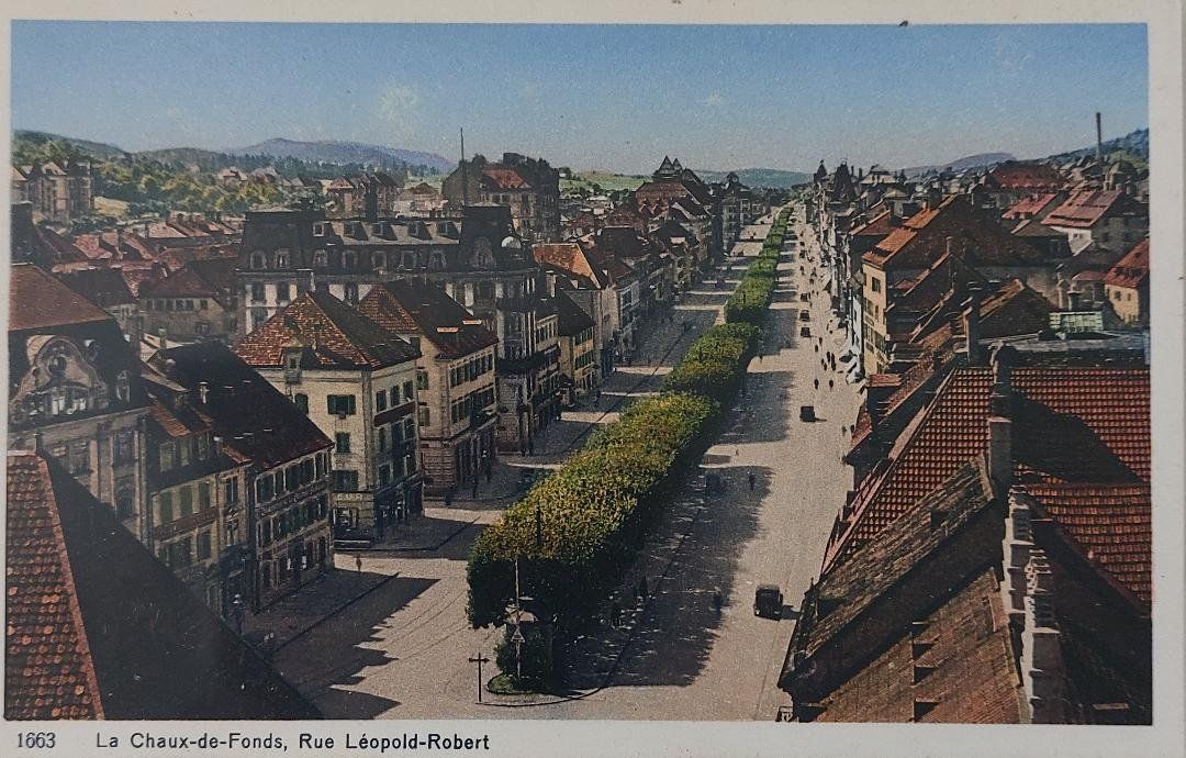 Cartoline postali: LA CHAUX-DE-FONDS - Rue Léopold Robert – Usato da Delémont venduto da Domdom1