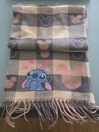Warmer Winter-Schal mit Stitch-Motiv und Fransen, neu!Mickey