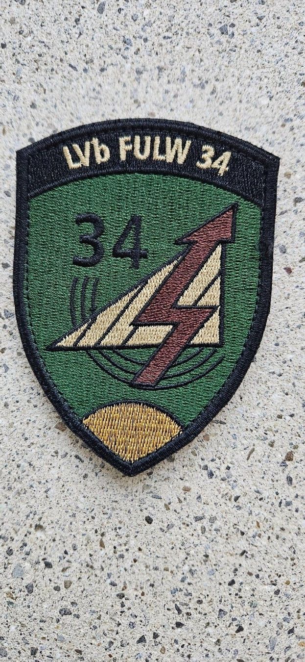 Schweizer Armee Placchette & Badge: *** Badge Luftwaffe mit klett *** – Nuovo e nell'imballaggio originale da Riedholz venduto da fr_sIruP