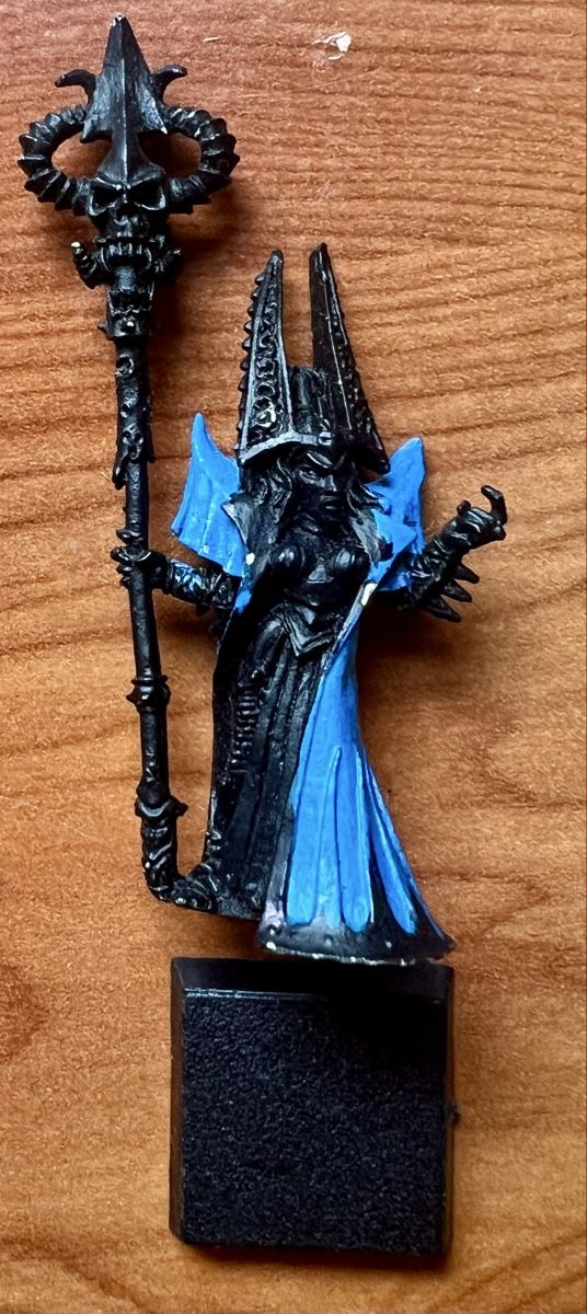 Statuette: Warhammer Dark Elves - Witch – Usato da Lausanne venduto da Polokus