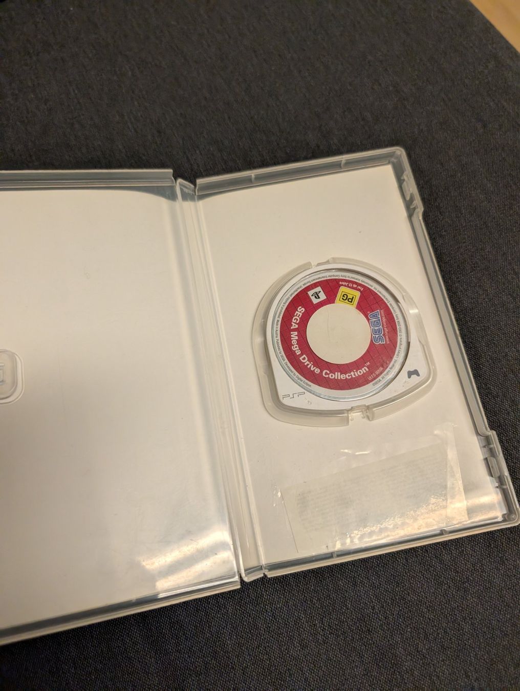 Jeux: Sega Mega drive collection Sony psp – D'occasion à Giubiasco par Tici__nerd_Giubiasco 2