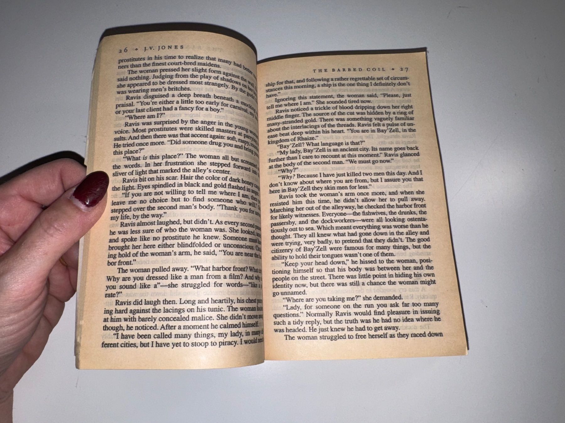 Libri: NOVEL: J. V. Jones, The barbed Coll – Usato da Grosswangen venduto da English_books 3