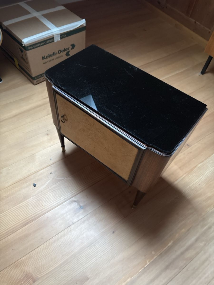 Commodes: Kleine Kommode Régence – D'occasion à Herrenschwanden par Brueli0 2
