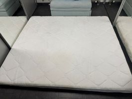 Topper weiss mit Reissverschluss gebraucht guter Zustand