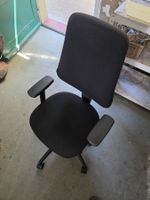 TERGON Bürostuhl schwarz mit Armlehnen, guter Zustand