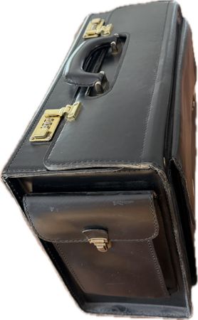 Aktenkoffer aus Leder schwarz mit Zahlenschloss gebraucht