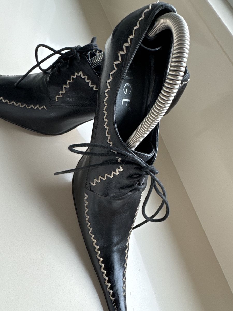 Damenschuhe: Design Schuhe – Gebraucht aus Adligenswil von goverla11 1