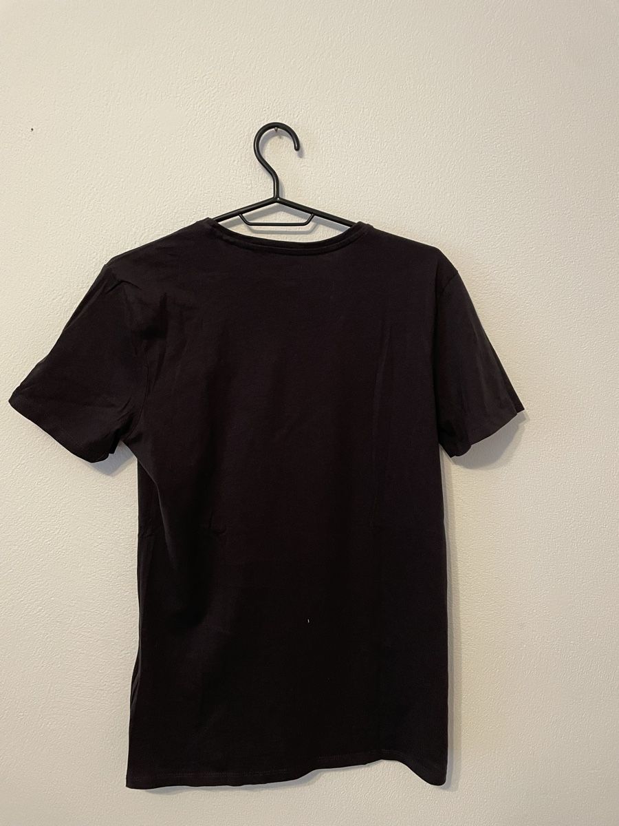 Lotti di vestiti: 3  T-Shirts Gr. S – Usato da Chur venduto da Tsambiko 5