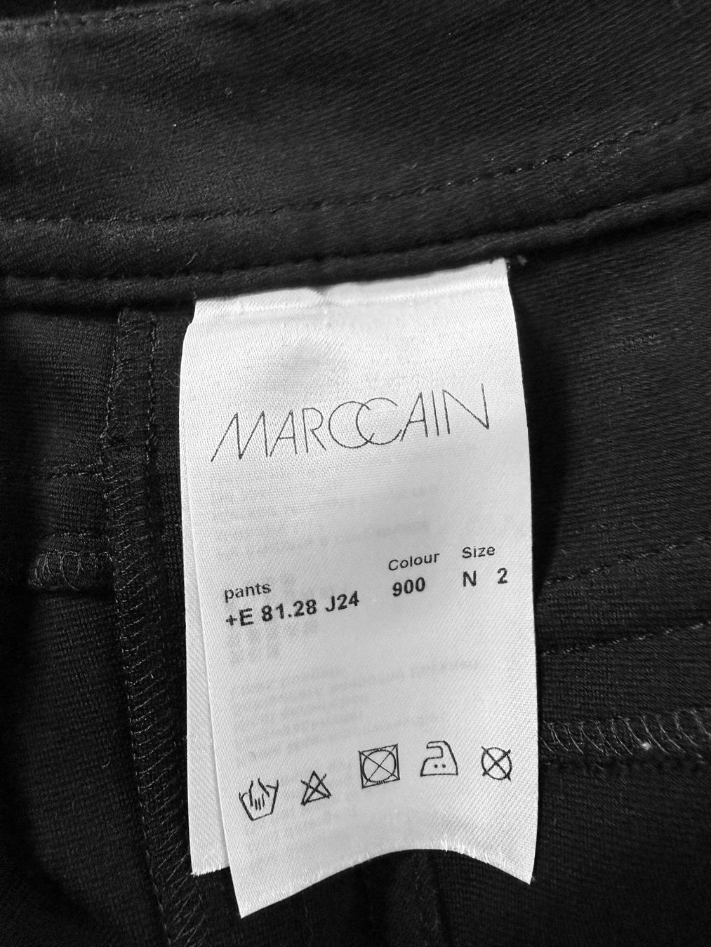 Marc Cain Hosen: MARCCAIN, schwarze Slim-Fit-Hose oder Jeans***** – Gebraucht aus Dübendorf von Orc_nl6t 5
