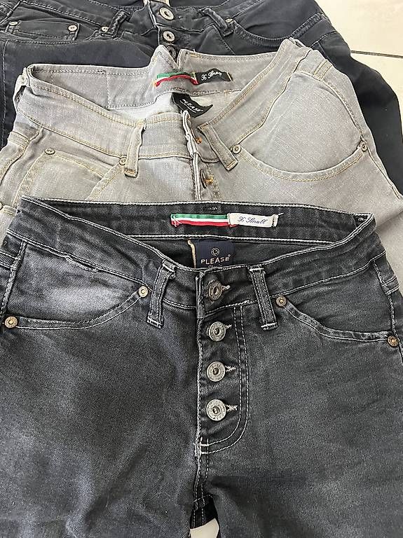 Jeans: Jeans Please S – Usato da Viganello venduto da bia_x25w 1