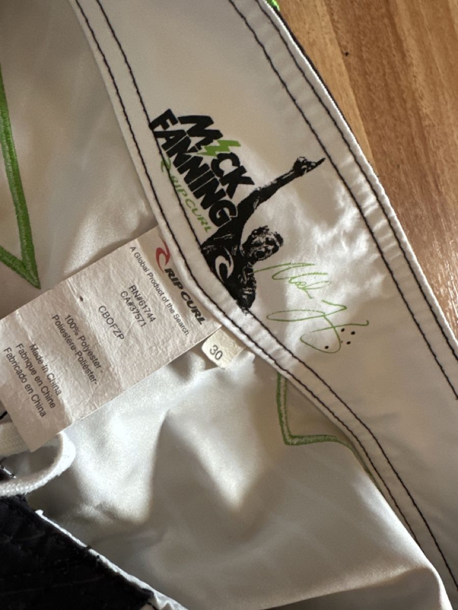 Rip Curl Pantaloni: Badehose Rip Curl Mick Fanning Gr. 30 – Usato da St. Gallen venduto da mai_zpt7 2
