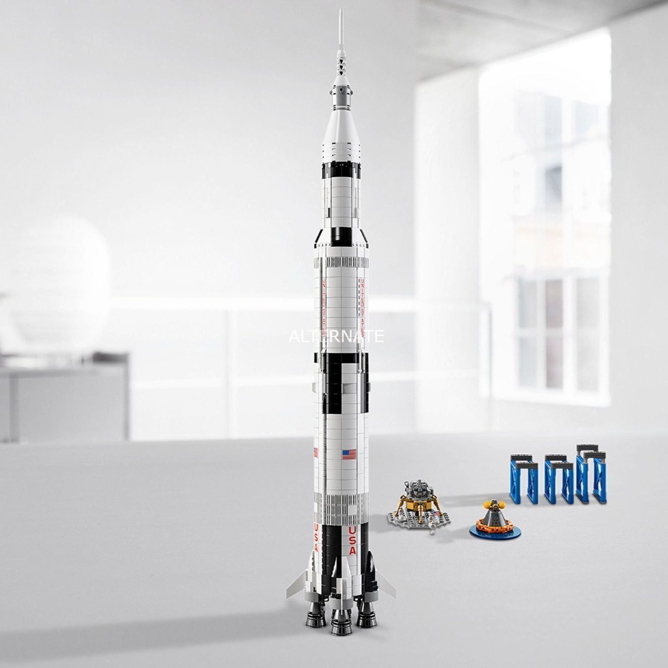 Lego Kit di costruzioni: LEGO 92176 Ideas NASA Apollo Saturn V – Nuovo e nell'imballaggio originale da Matzendorf venduto da SwissMagicKarten 3