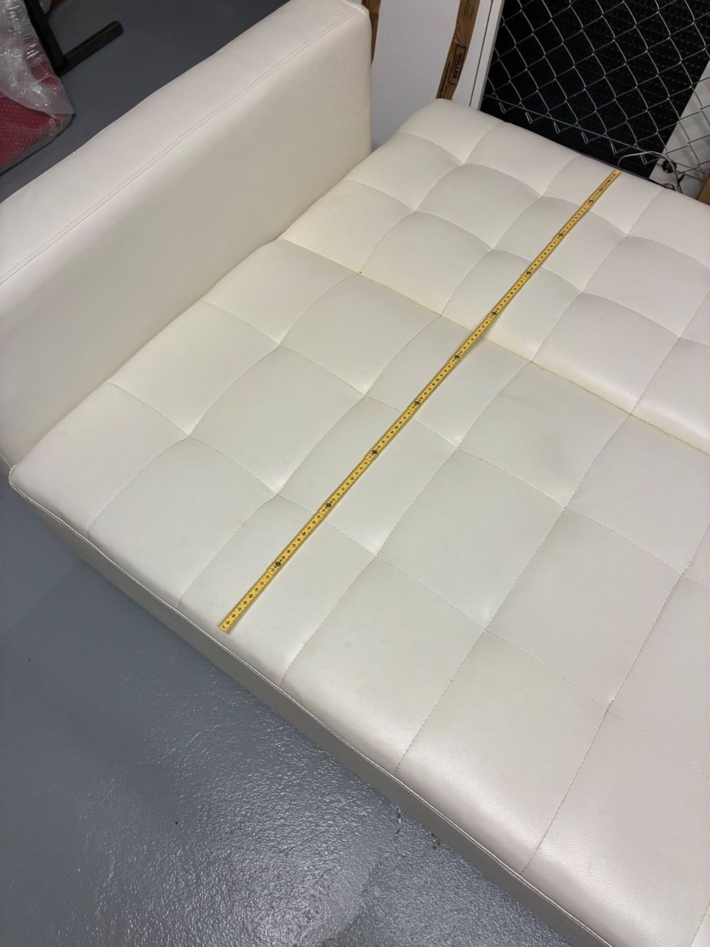 Sofas: Ecksofa weiss, guter Zustand – D'occasion à Thun par bierigut 6
