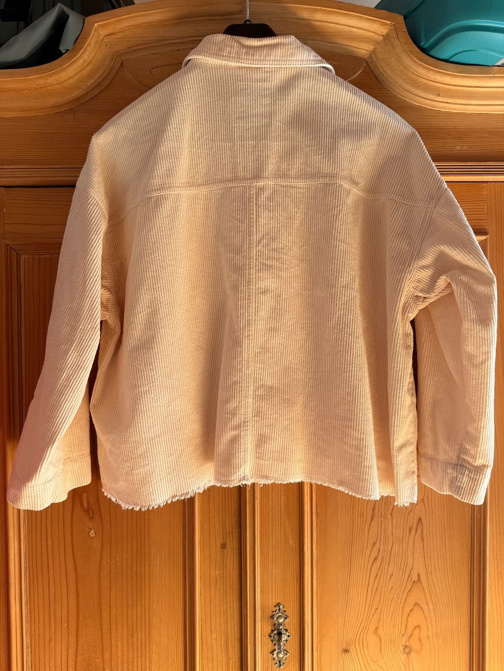 C&A Jacken: Cord Oversize Jacke – Gebraucht aus Mastrils von Laura8sevilla 4
