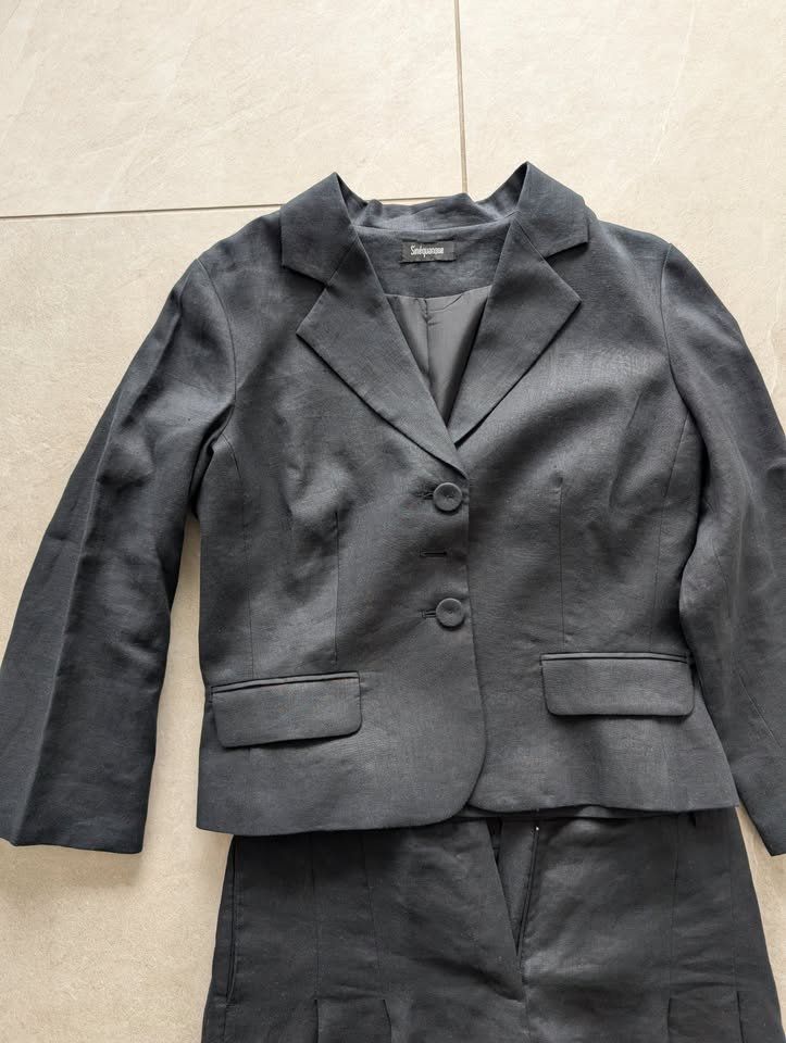 Completi & Tailleur: Sinéquanone Damen Leinen Anzug – Usato da Untersiggenthal venduto da Skala 1