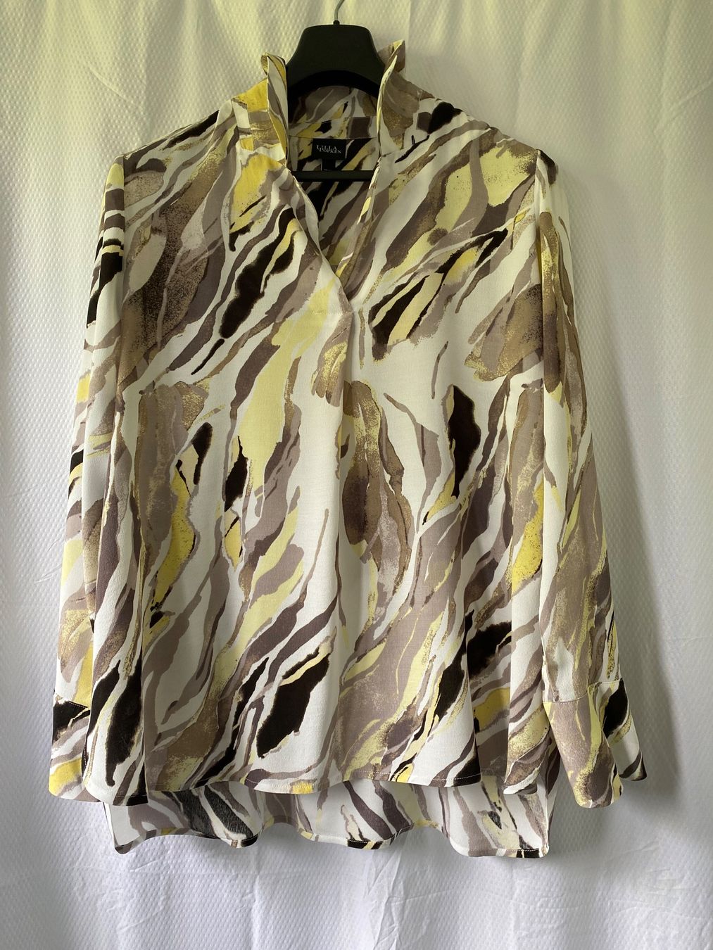 Ulla Popken Tuniken: ULLA POPKEN Tunikabluse Viskose - Gr. 46/48 – Gebraucht aus Besazio von lionheart63