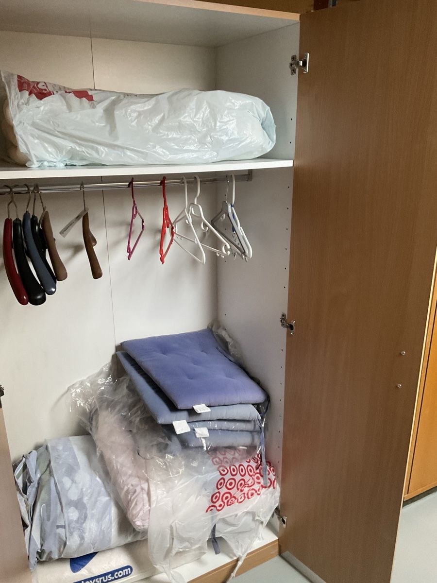 Armadi: 3-Türiger Kleiderschrank – Usato da Rombach venduto da roggos 2