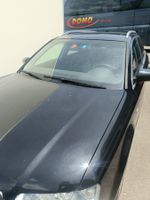 Audi A4 Kombi 2.0 Benzi gut erhalten, Sommer/Winterreifen 58