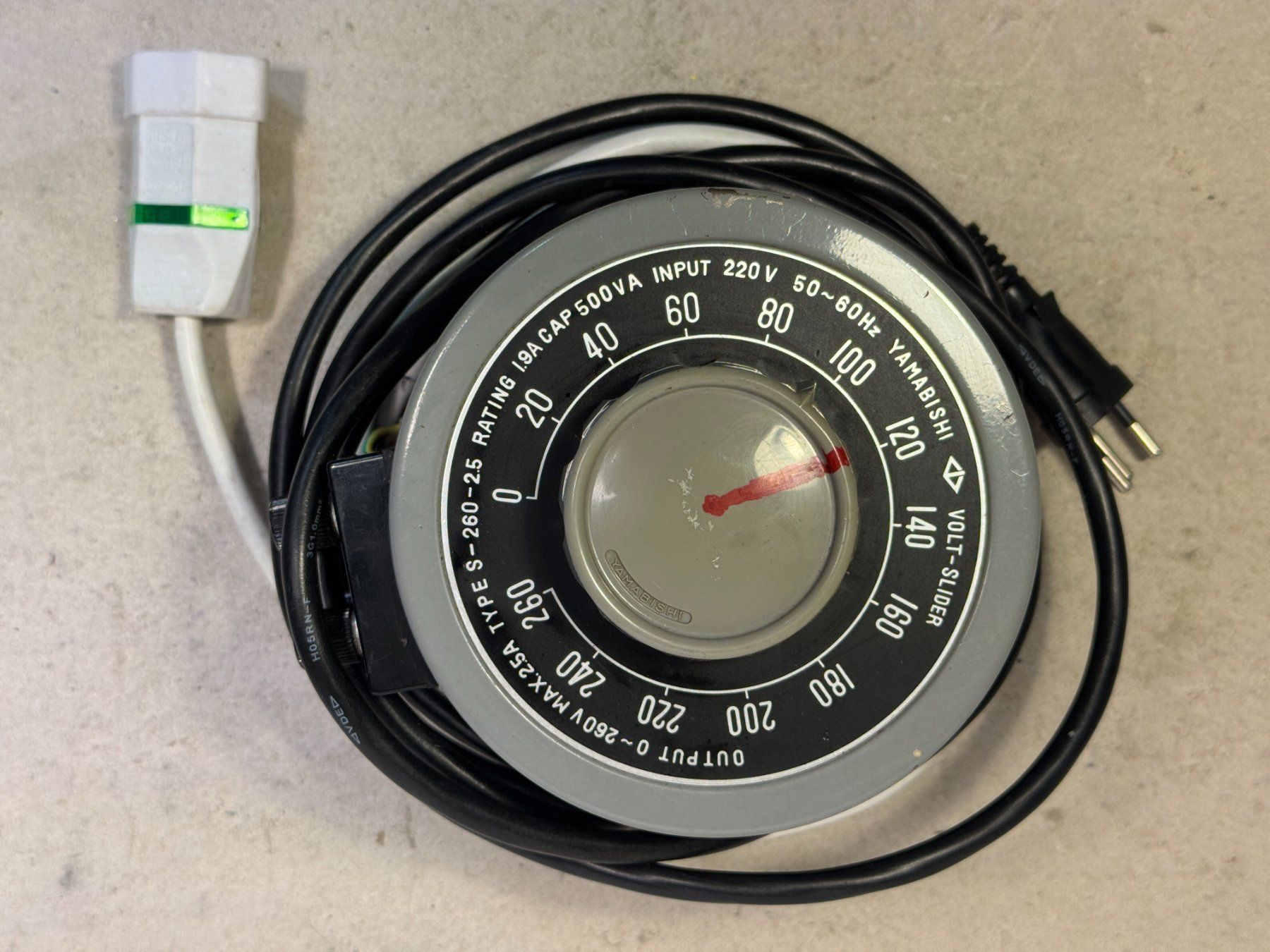 Electrotechnique: Transformer Variac – D'occasion à Ins par funkflieger 2
