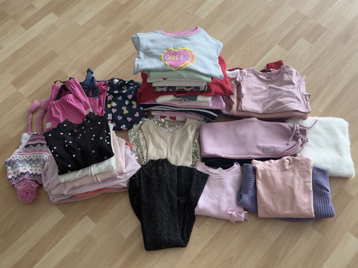 Kleiderpakete & -sets: Mädchenkleidung Herbst/Winter, Grösse 122/128 – Gebraucht aus Baar von bling_lady