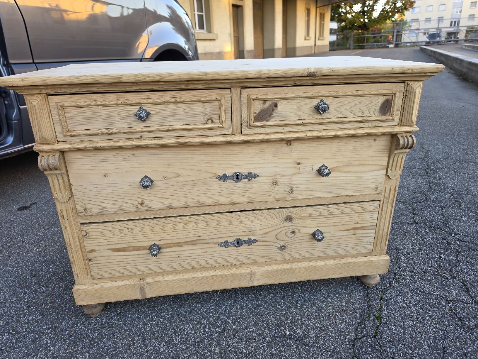 Commodes: Kommode aus Tannenholz Restauriert  – D'occasion à Wil SG par Athi