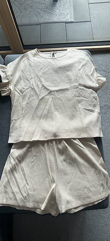 Lotti di vestiti: Ensemble été femme neuf  – Usato da Grand-Lancy venduto da ssa_k59z