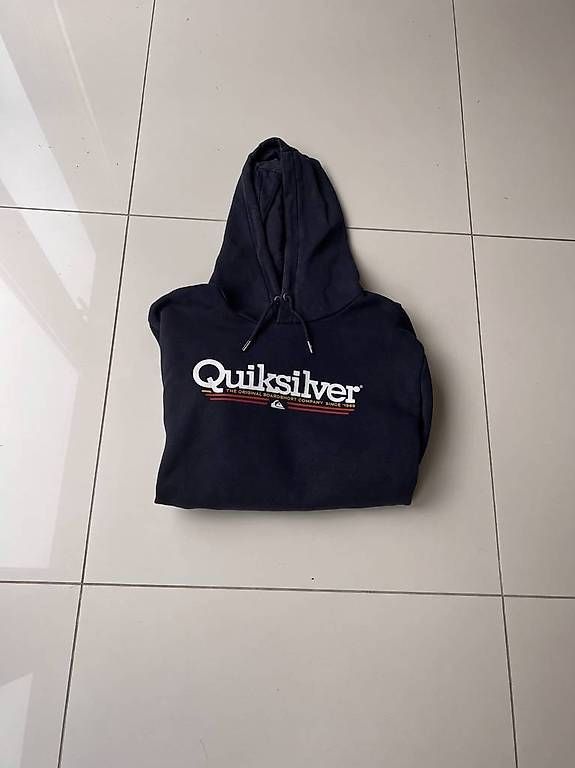 Maglioni & Felpe: Sweat à capuche Quiksilver taille M – Usato da Epalinges venduto da Kallem 1