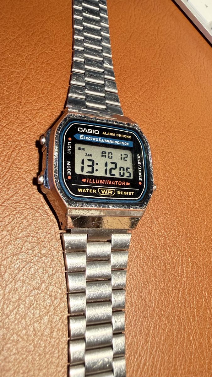 Casio Uhren: Montre Casio A168 Illuminator digitale – Gebraucht aus Collonges von 2D_Collector