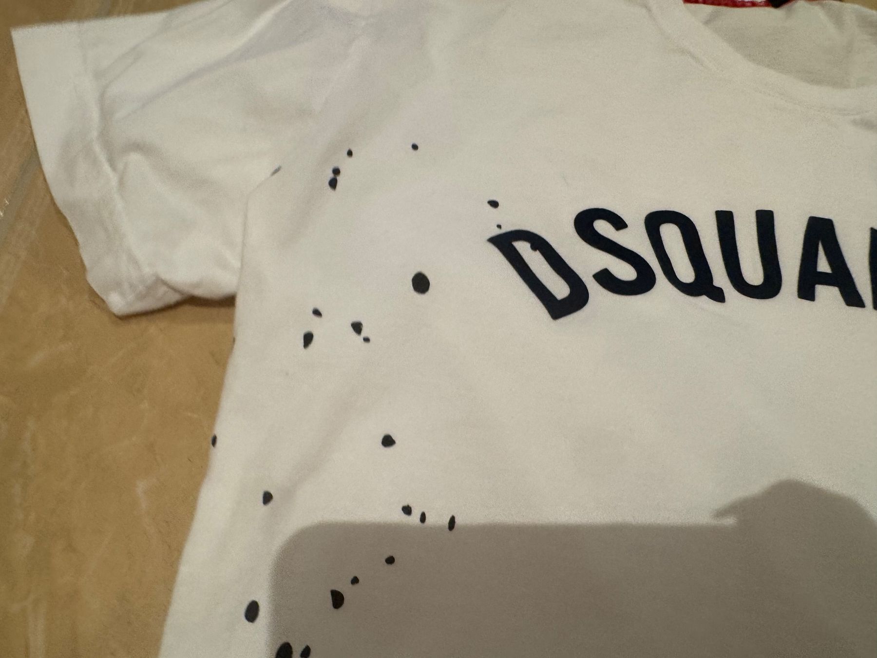 Dsquared2 T-shirts: Dsquared2 cooles Shirt, M-L Np 250Fr – D'occasion à Klingnau par Markus14 4